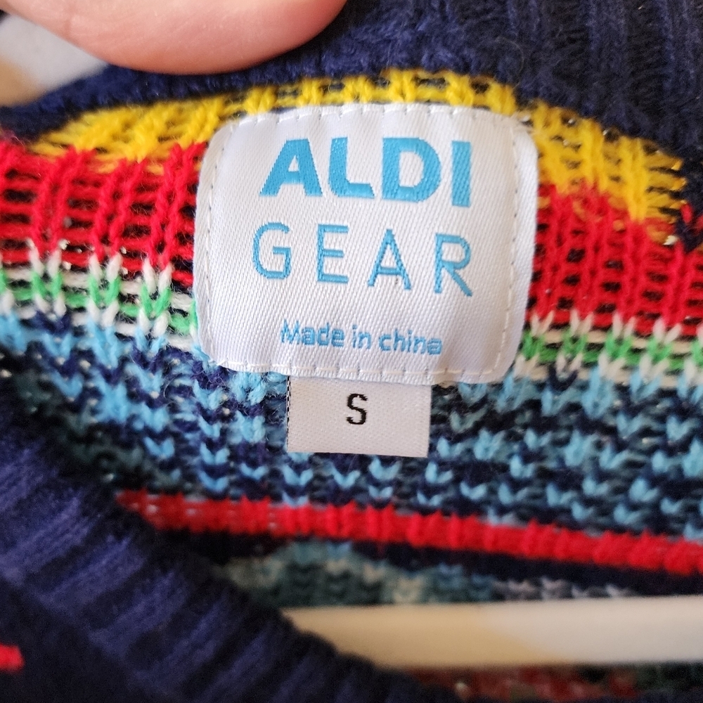 Aldi's Ugly Christmas Sweater S - Picture 4 of 6
